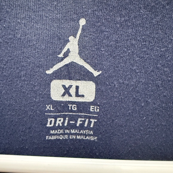 Jordan Navy Blue CP3 Men's Shirt - Picture 6 of 7
